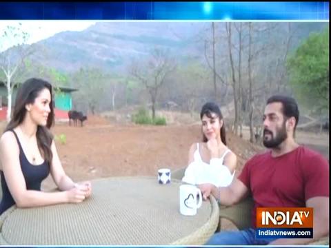 Salman shoots Tere Bina song with Jacqueline at his farmhouse