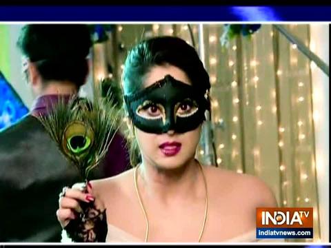 Divya Drishti actresses doll up for masquerade party