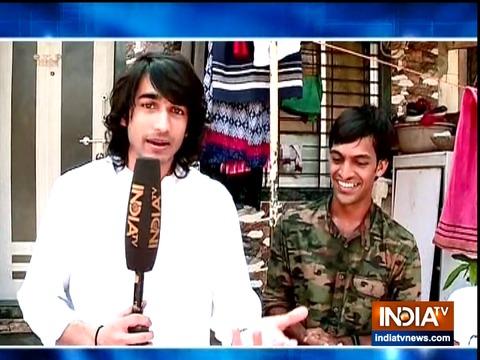 Fan Out: Shantanu Maheshwari comes and meets his fans