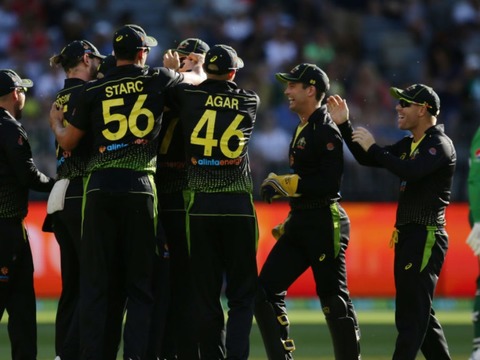 Australia thrash Pakistan by 10 wickets in 3rd T20I, win series 2-0