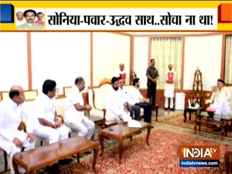 Mumbai:Aaditya Thackeray, Eknath Shinde and other Shiv Sena leaders meet Maharashtra Governor