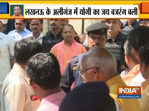 UP: Yogi Adityanath offers prayers at Aliganj's Hanuman Temple in Lucknow