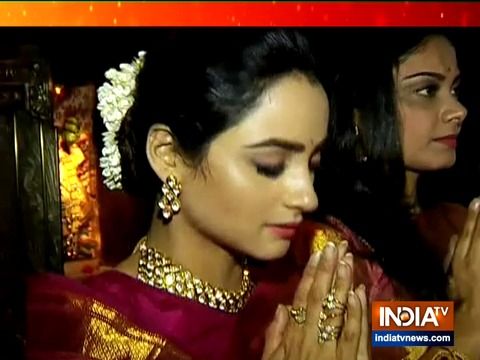 Toral, Madirakshi visit Vaishno Devi