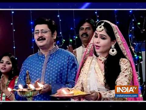 Tiwari Ji and Angoori Bhabhi welcomes Lord Ganesh in their home