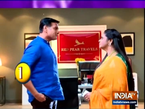 Yeh Rishtey Hain Pyaar Ke: Mehul blackmails Meenakshi