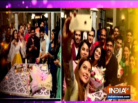 Shivangi Joshi celebrates birthday on the sets of Yeh Rishta Kya Kehlata Hai