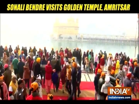 Sonali Bendre visits Golden temple with husband Goldie Behl