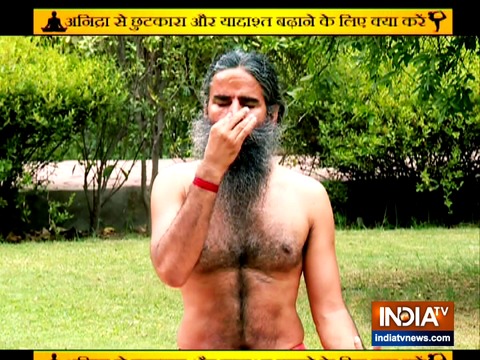 Suffering from insomnia? Swami Ramdev suggests effective Yoga asanas
