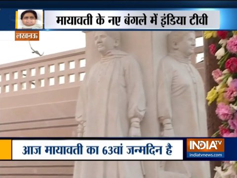 On her 63rd birthday, Mayawati shifts to her new residence in Lucknow