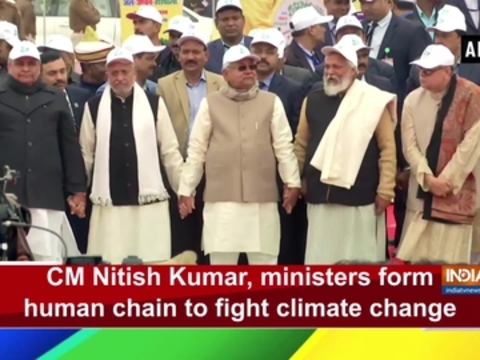 CM Nitish Kumar, ministers form human chain to fight climate change