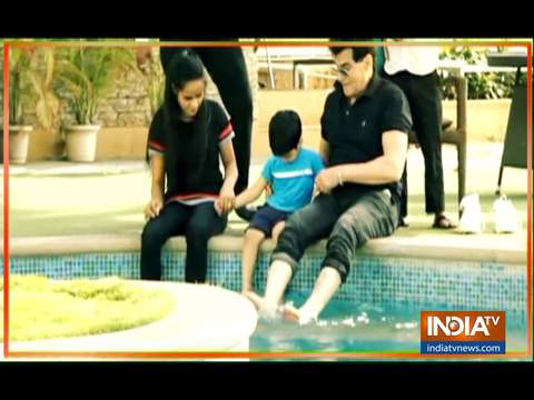 Jeetendra spends quality time with grandson Laksshya Kapoor by the pool