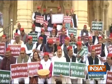 Lucknow: Samajwadi Party stage protests in Uttar Pradesh Assembly premises