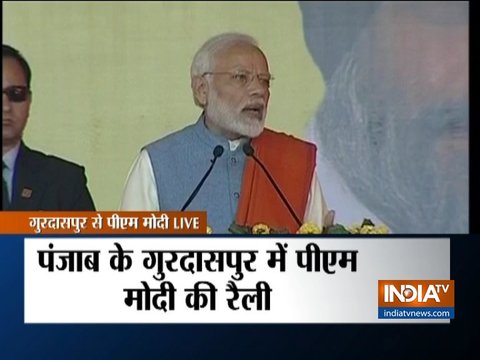 PM Modi attacks Congress on 1984-anti Sikh riots issue