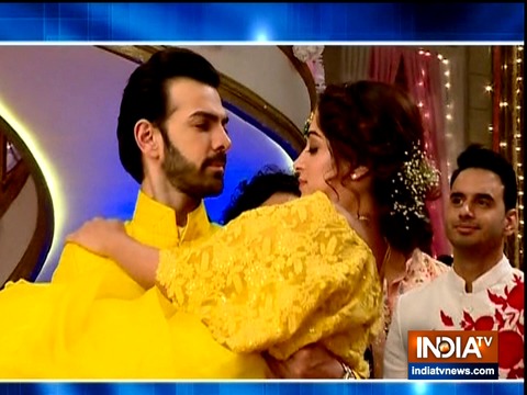 Kahaan Hum Kahaan Tum: Rohit and Sonakshi get engaged