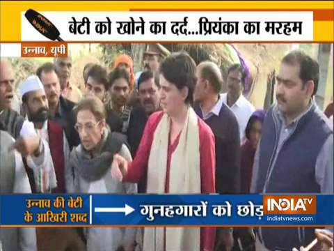 Priyanka Gandhi Vadra meets family of Unnao rape victim