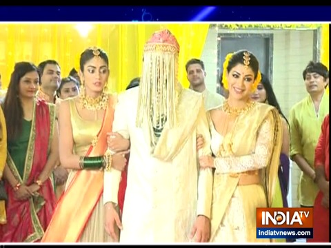 Bride Katrina turns into a cat in the show Vish