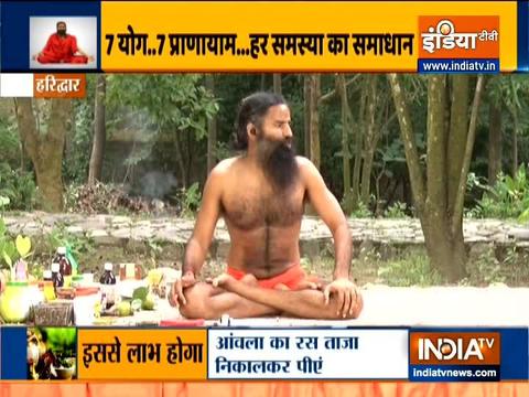 Swami Ramdev shows acupressure points to improve digestion