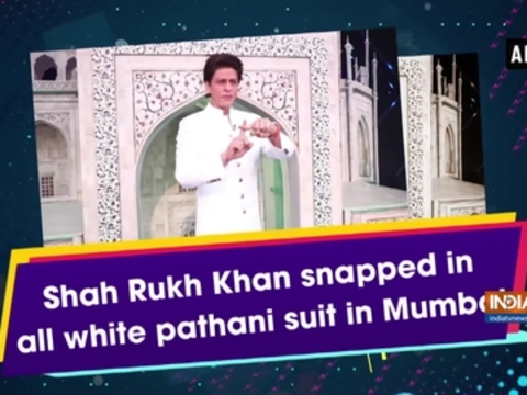 Shah Rukh Khan snapped in all white pathani suit in Mumbai