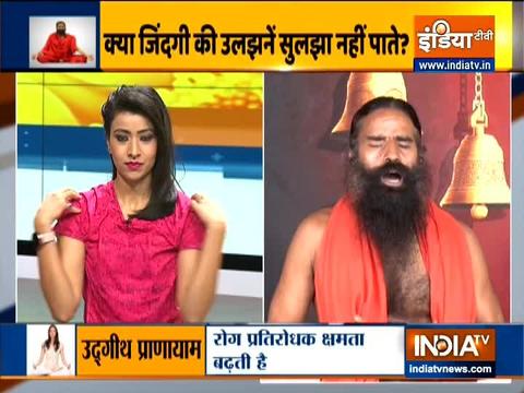 Swami Ramdev shows how to do sukshma vyayamas