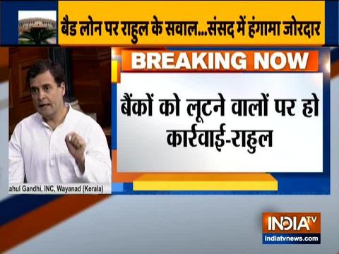 Rahul asks govt to disclose name of loan defaulters