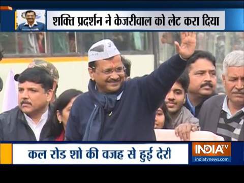 Arvind Kejriwal fails to reach ECI office on time due to roadshow, will file nomination today