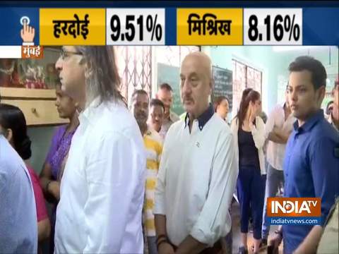 General election, Phase 4: Anupam Kher casts his vote in Mumbai