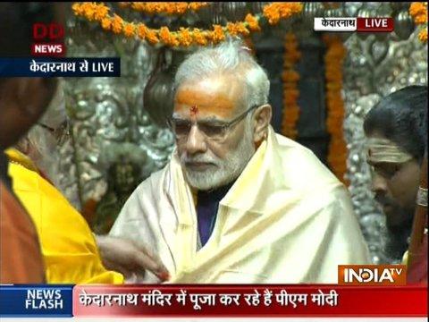 Uttarakhand: PM Narendra Modi offers prayers at Kedarnath Temple