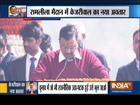 Kejriwal seeks blessing from PM Modi, says will work closely with Centre to develop Delhi