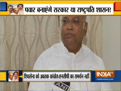 Top Congress leaders Mallikarjun Kharge and Ahmed Patel to meet NCP leaders in Mumbai, later today