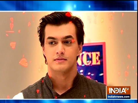 After losing her memory, Naira falls in love with Kartik again