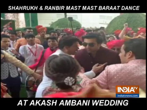 Shah Rukh Khan, Ranbir Kapoor shake a leg with groom Akash Ambani at baraat