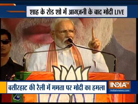 PM Modi attacks Mamata Banerjee over violence during Amit Shah's roadshow in Kolkata