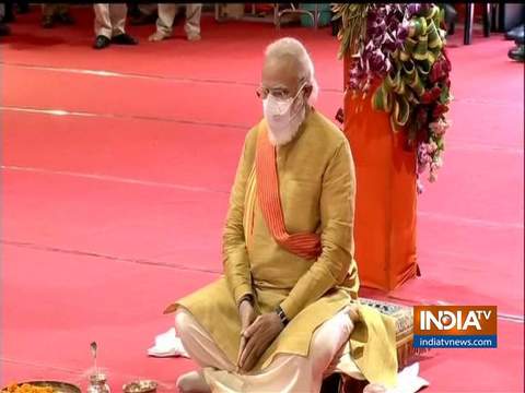 PM Modi Performs 'Bhoomi Pujan' At Ram Janambhoomi Site In Ayodhya