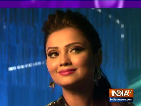 Adaa Khan visits New Delhi for a shoot of her music video