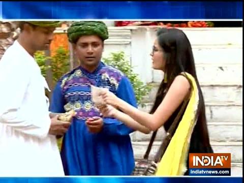 Mishti of 'Yeh Rishtey Hain Pyaar Ke' visits 'Mata ka darbaar'