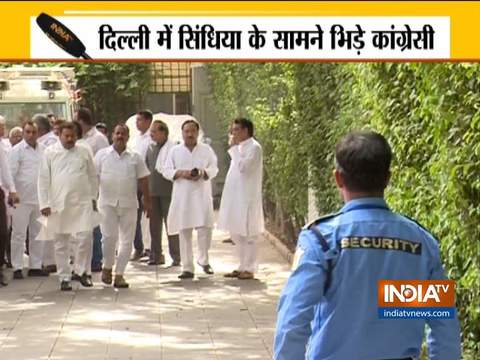 Congress leaders lose cool during review meeting in Delhi in the presence of Jyotiraditya Scindia