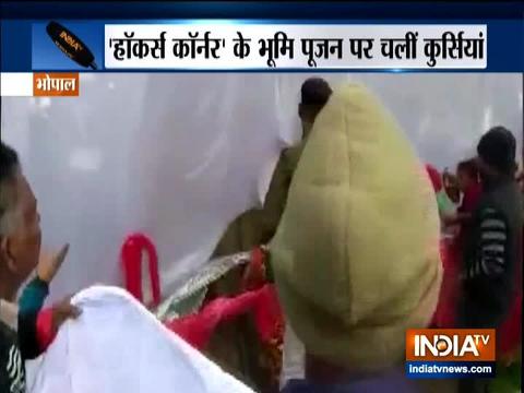 Clashes break out between BJP and Congress workers in Bhopal