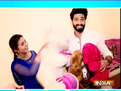 Sooraj and Chakor are celebrating Teddy Day