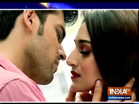 Kasautii Zindagii Kay 2: Anurag and Prerna share cosy moments in the rain