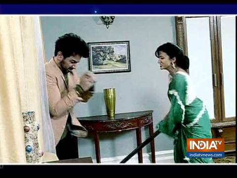 Aap Ke Aa Jane Se: Vedika thrashes Ghungroo. Know why