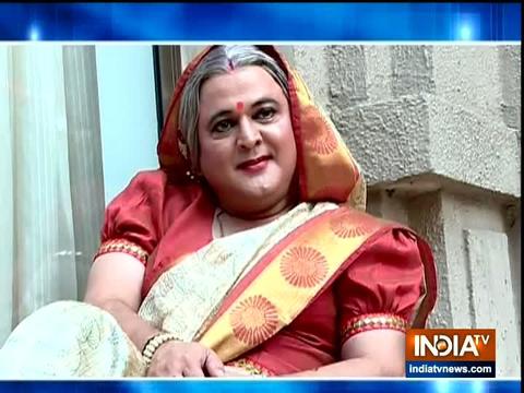 Comedian Ali Asgar reaches the Durga pandal