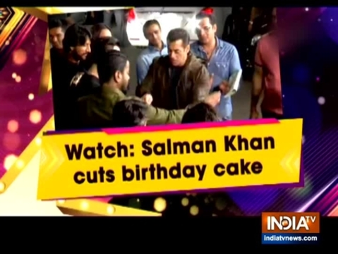 Watch: Salman Khan cuts birthday cake