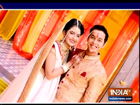 Abhishek and Gayatri’s wedding look from the show Bhakarwadi will surprise you!