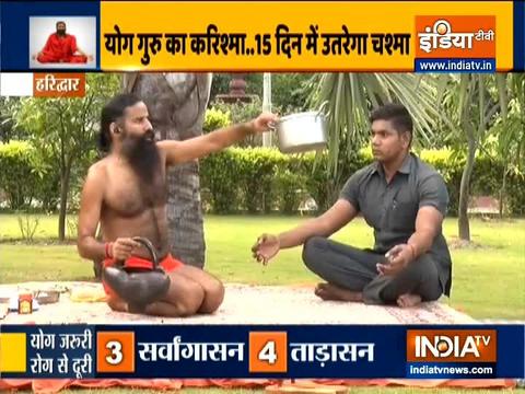 Swami Ramdev teaches how you can limit your phone's radiation naturally