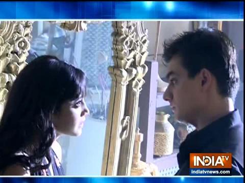 Yeh Rishta Kya Kehlata Hai: Kartik and Vedika question Naira about her return