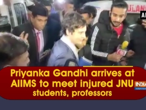 Priyanka Gandhi arrives at AIIMS to meet injured JNU students, professors