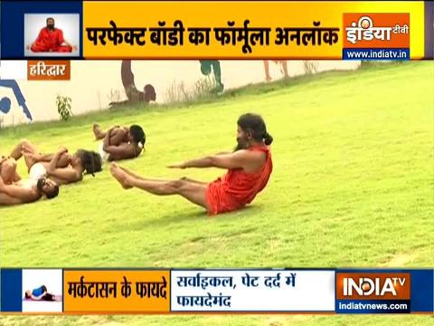 Swami Ramdev shares correct breathing pattern while perfroming yoga asanas