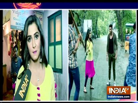 Ek Thi Rani Ek Tha Raavan: Rani fights the goons for Riwaj