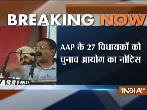 EC sends notice to 27 AAP MLAs over Office of Profit case