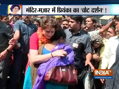 UP: Thousands gather to catch a glimpse of Priyanka Gandhi in Bhadohi